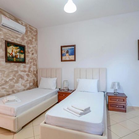 ساراندا Eleni Guest House المظهر الخارجي الصورة