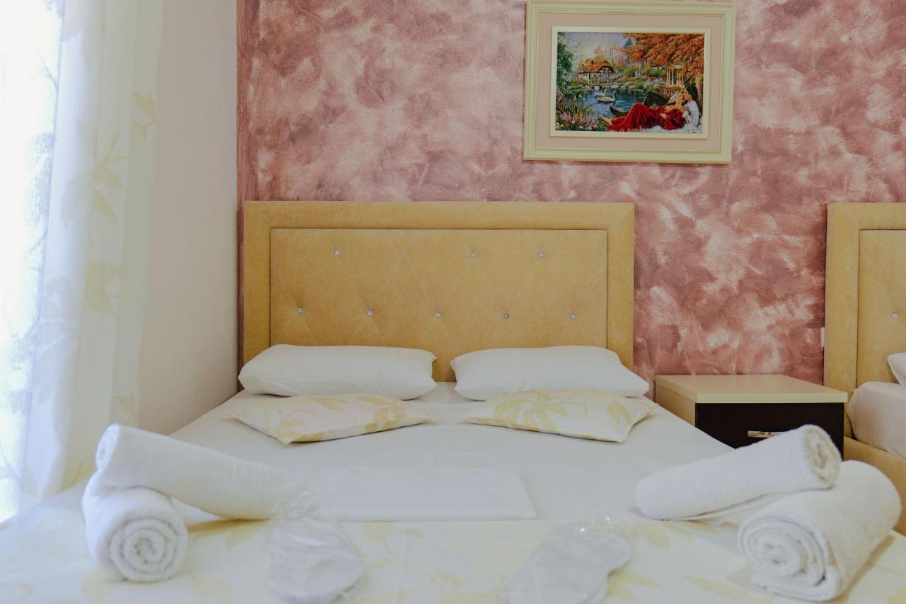 ساراندا Eleni Guest House المظهر الخارجي الصورة