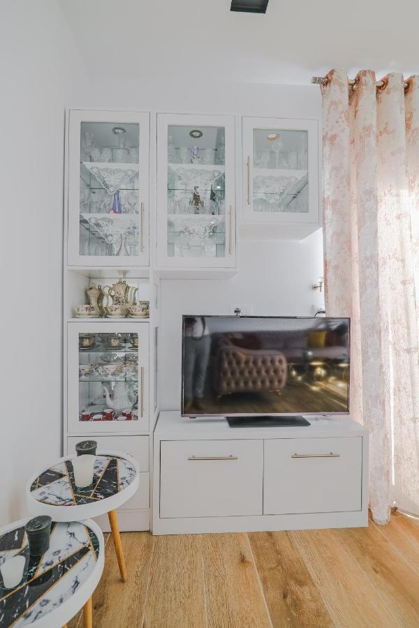 ساراندا Eleni Guest House المظهر الخارجي الصورة