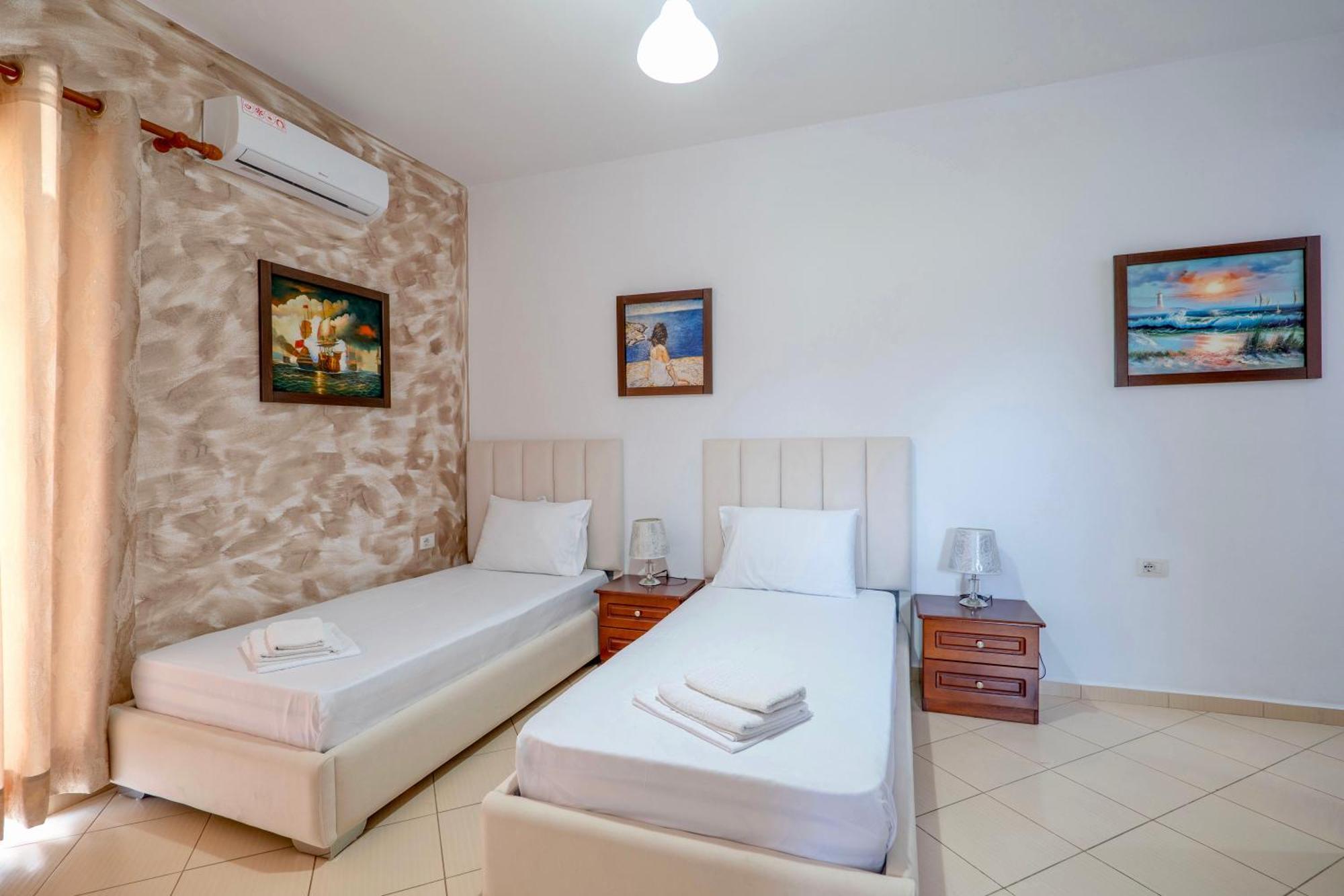 ساراندا Eleni Guest House المظهر الخارجي الصورة