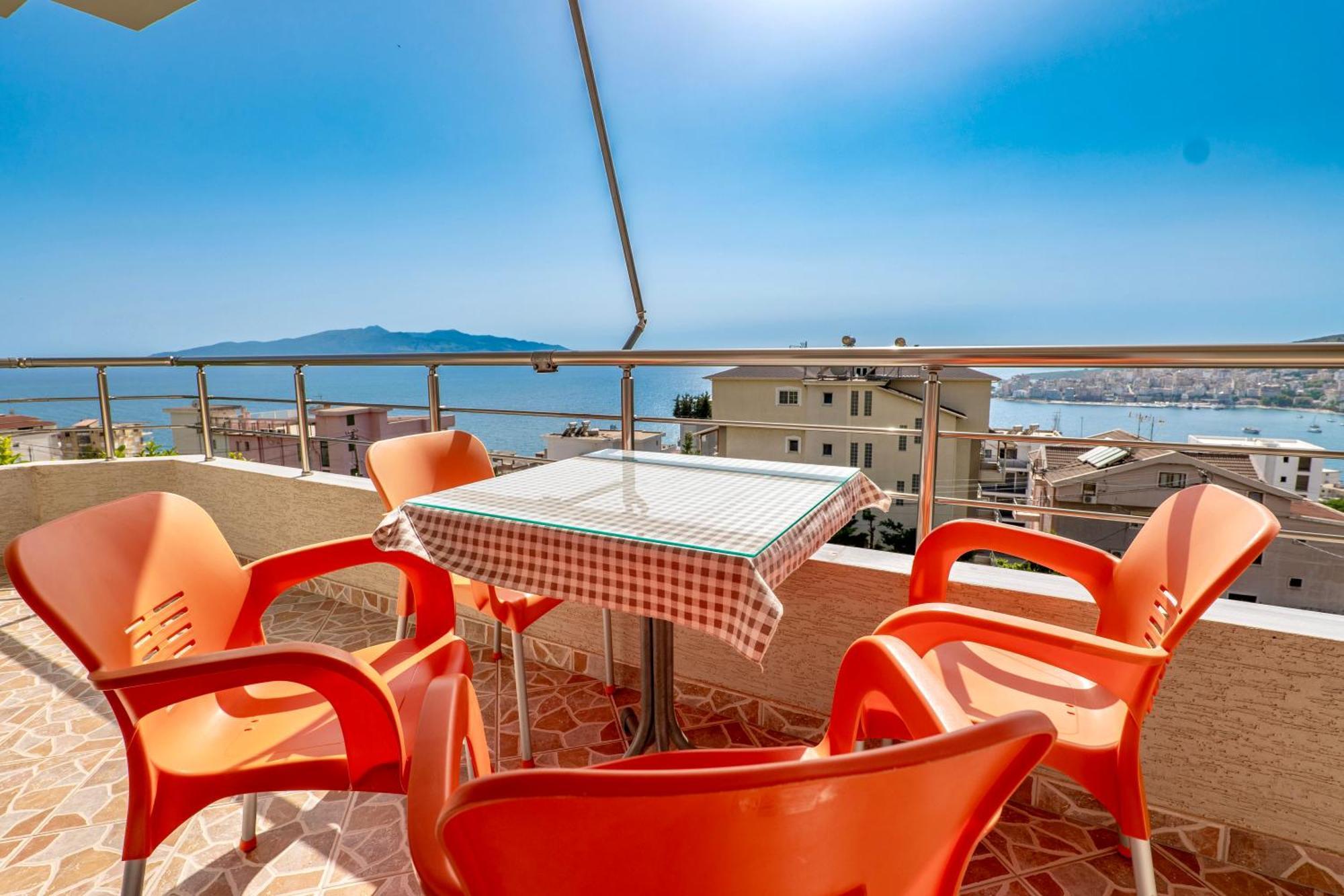 ساراندا Eleni Guest House المظهر الخارجي الصورة